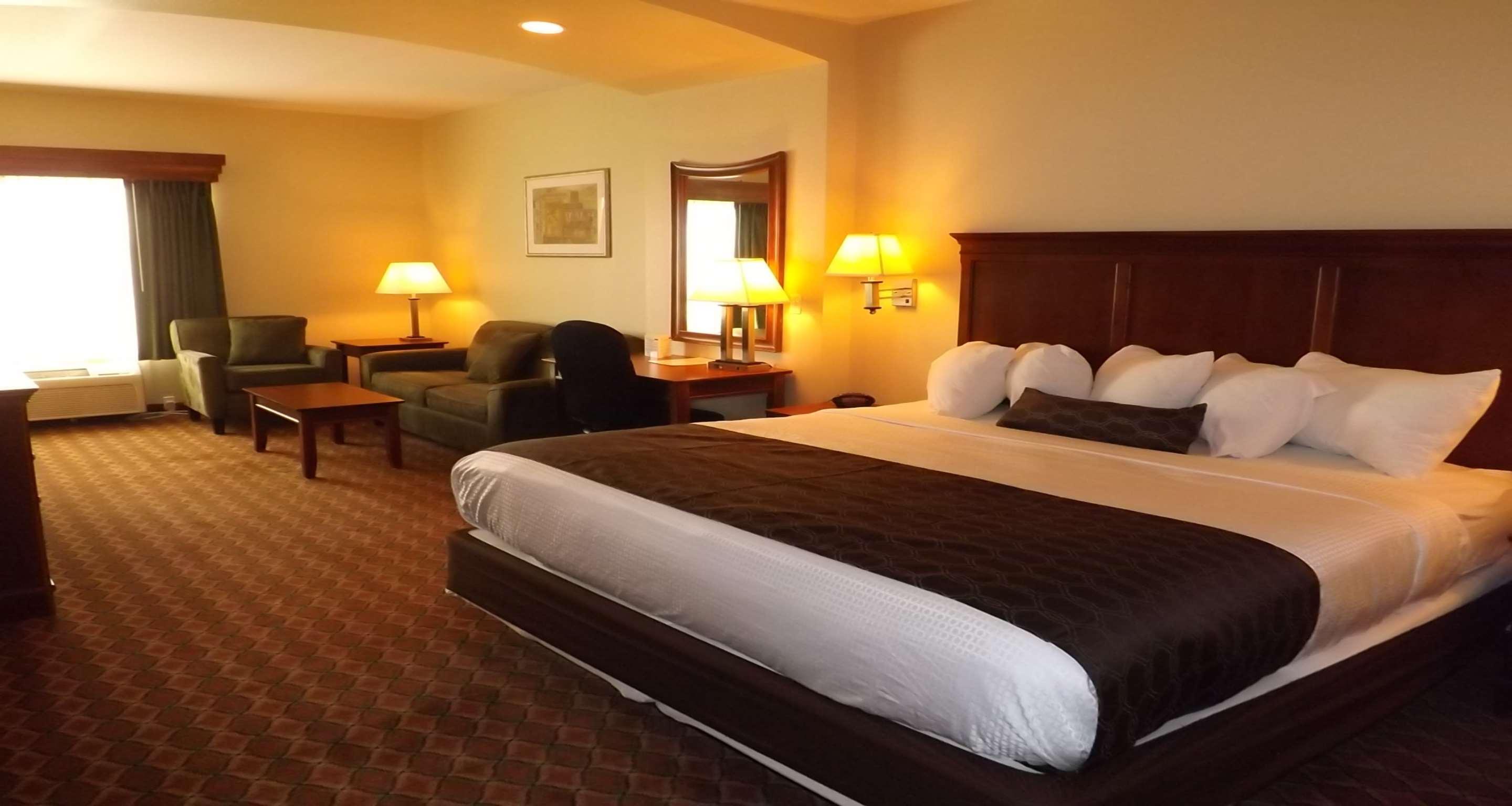 Best Western Plus Midamerica Hotel Mascoutah Экстерьер фото